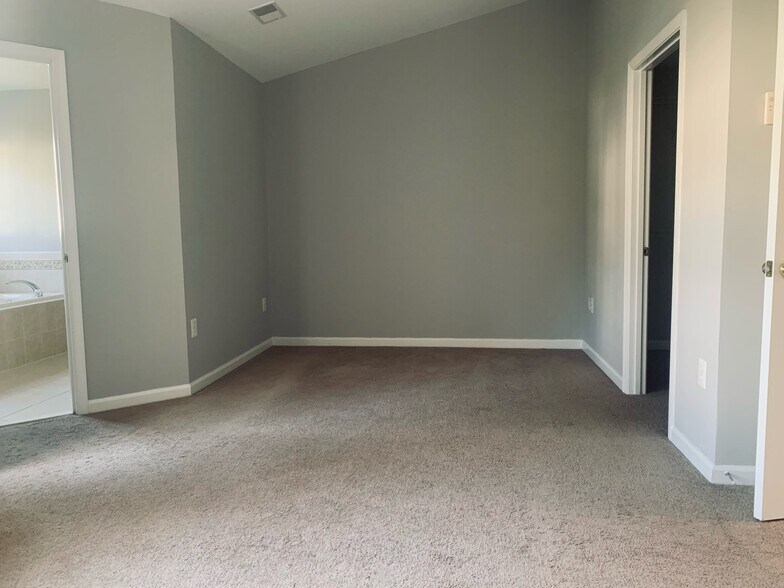 Master Bedroom 3 - 6520 Landing Way