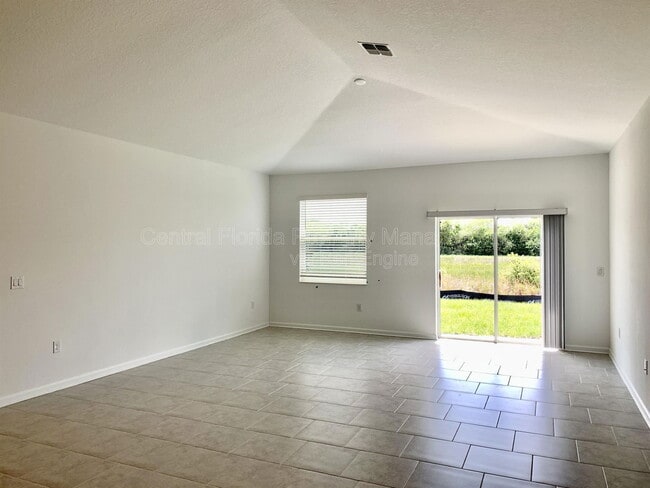 Building Photo - 125 Pineywoods St