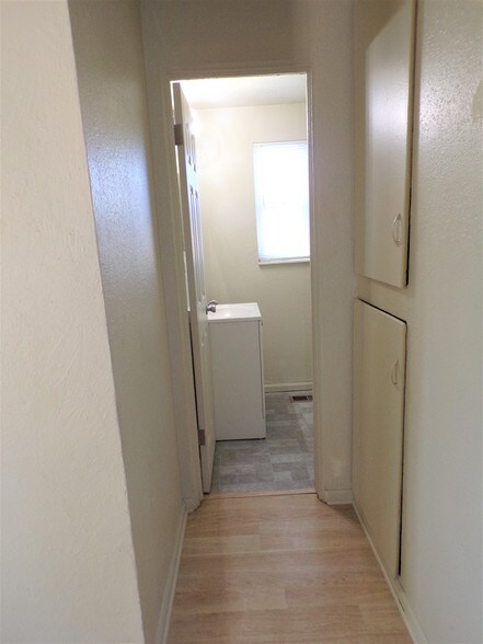 Building Photo - 1125 Dallas St