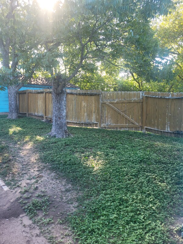 Building Photo - 214 Early Way Dr