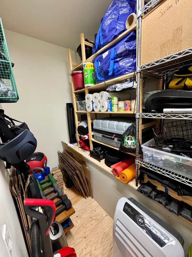 Building Photo - 1207 14th St