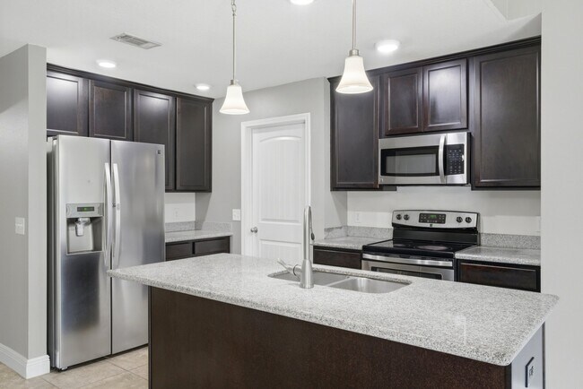 Building Photo - 5604 Shooting Star Ct