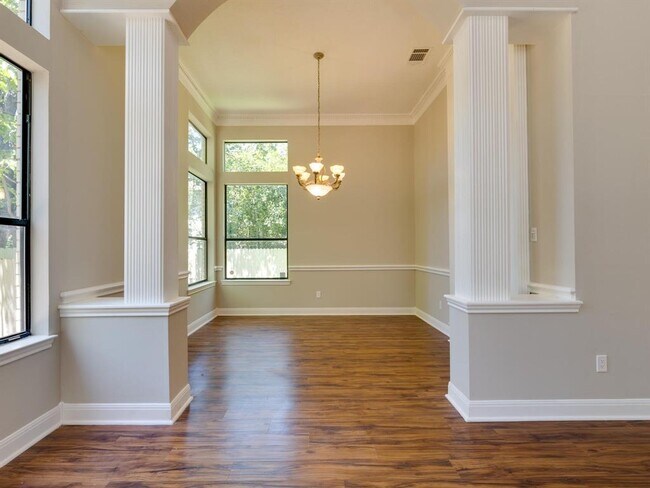 Building Photo - 3944 Kristencreek Ln