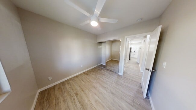 Building Photo - 7 BD, 3 BR. Spacious Yard!!