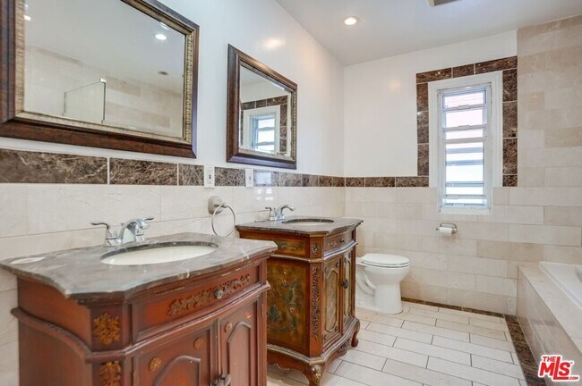 Building Photo - 7230 W 90th St