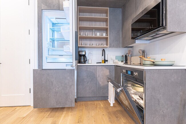 Building Photo - 625 Wilson Ave