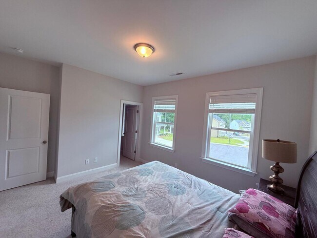 Building Photo - 4120 Snowy Range Cir