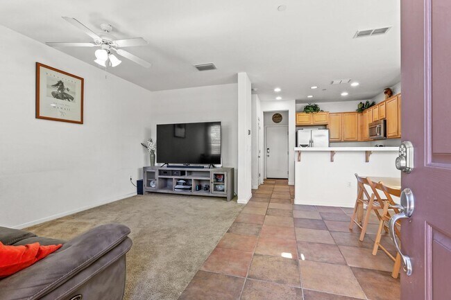 Building Photo - 507 Dante Cir