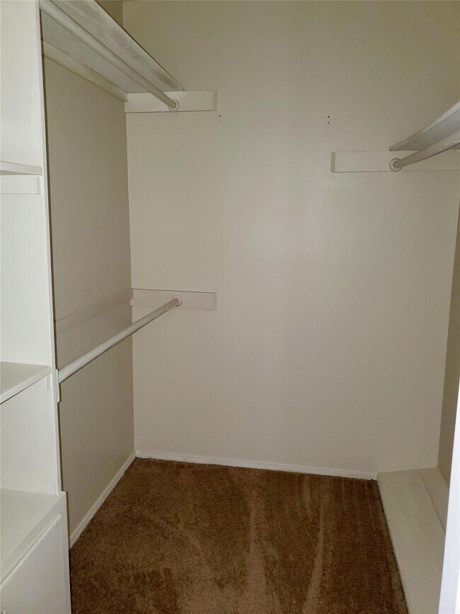 Building Photo - 11806 Hillcroft St