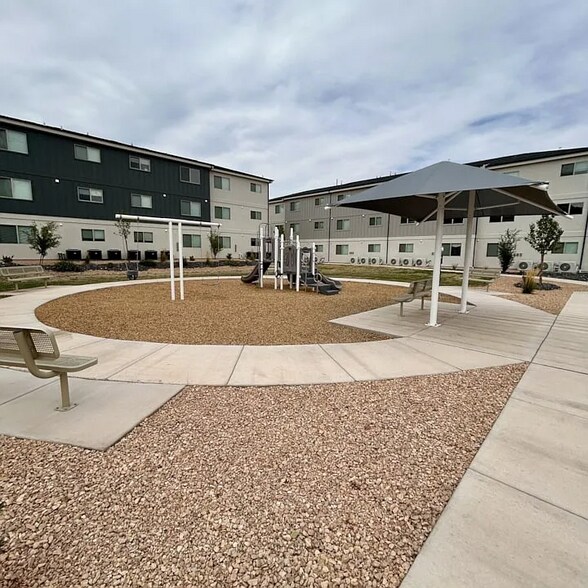 Building Photo - 1167 E Telegraph St