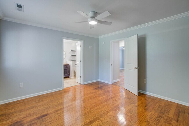 Building Photo - 1307 Bob White Dr