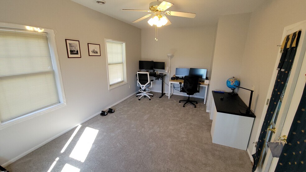 Den / Study - 1 - W170N5540 Ridgewood Dr