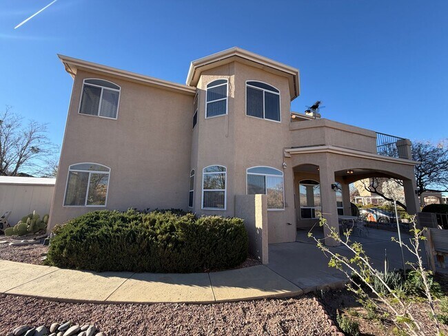 Building Photo - 2 Bedroom Home Available on Cul-De-Sac with Bosque Trail Access in Rivers Edge Rio Rancho!