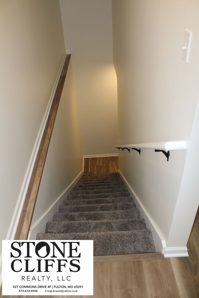 Building Photo - 904 Scott Station Rd