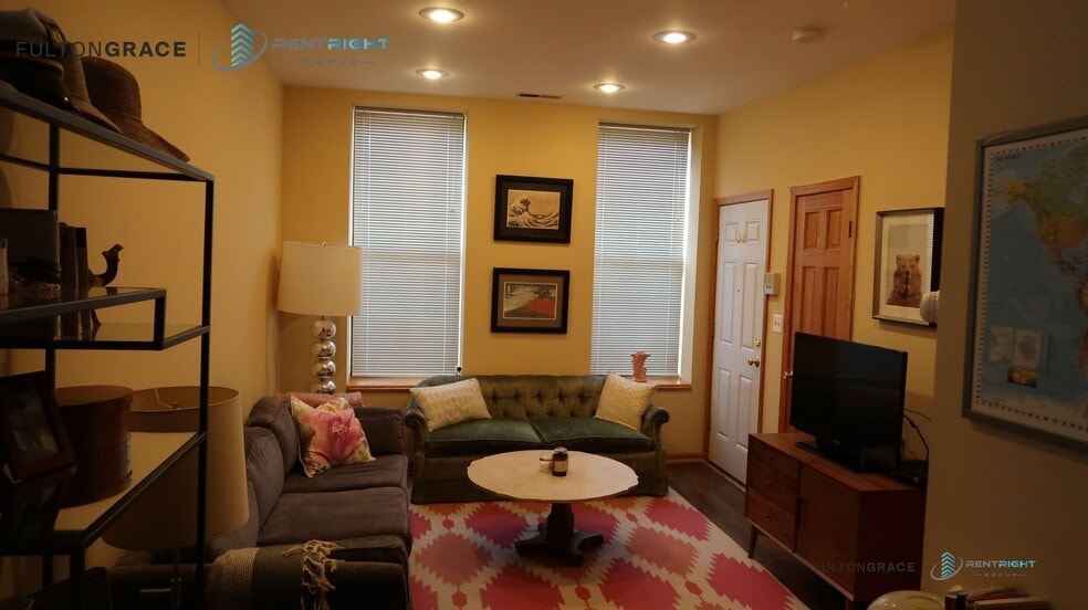 Building Photo - 1443 N Bosworth Ave