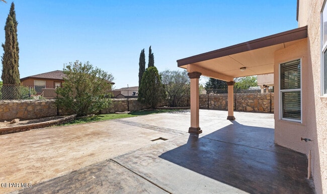 Building Photo - 12482 Paseo Rojo Dr