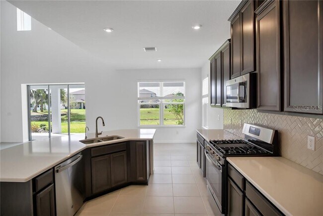 Building Photo - 5719 Maidenstone Way