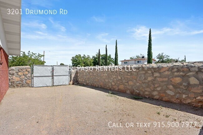 Building Photo - 3201 Drumond Rd