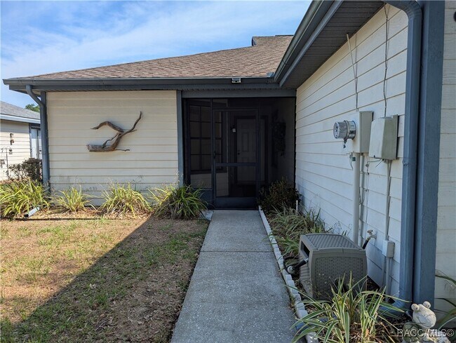 Building Photo - 9815 E Pebble Creek Ct