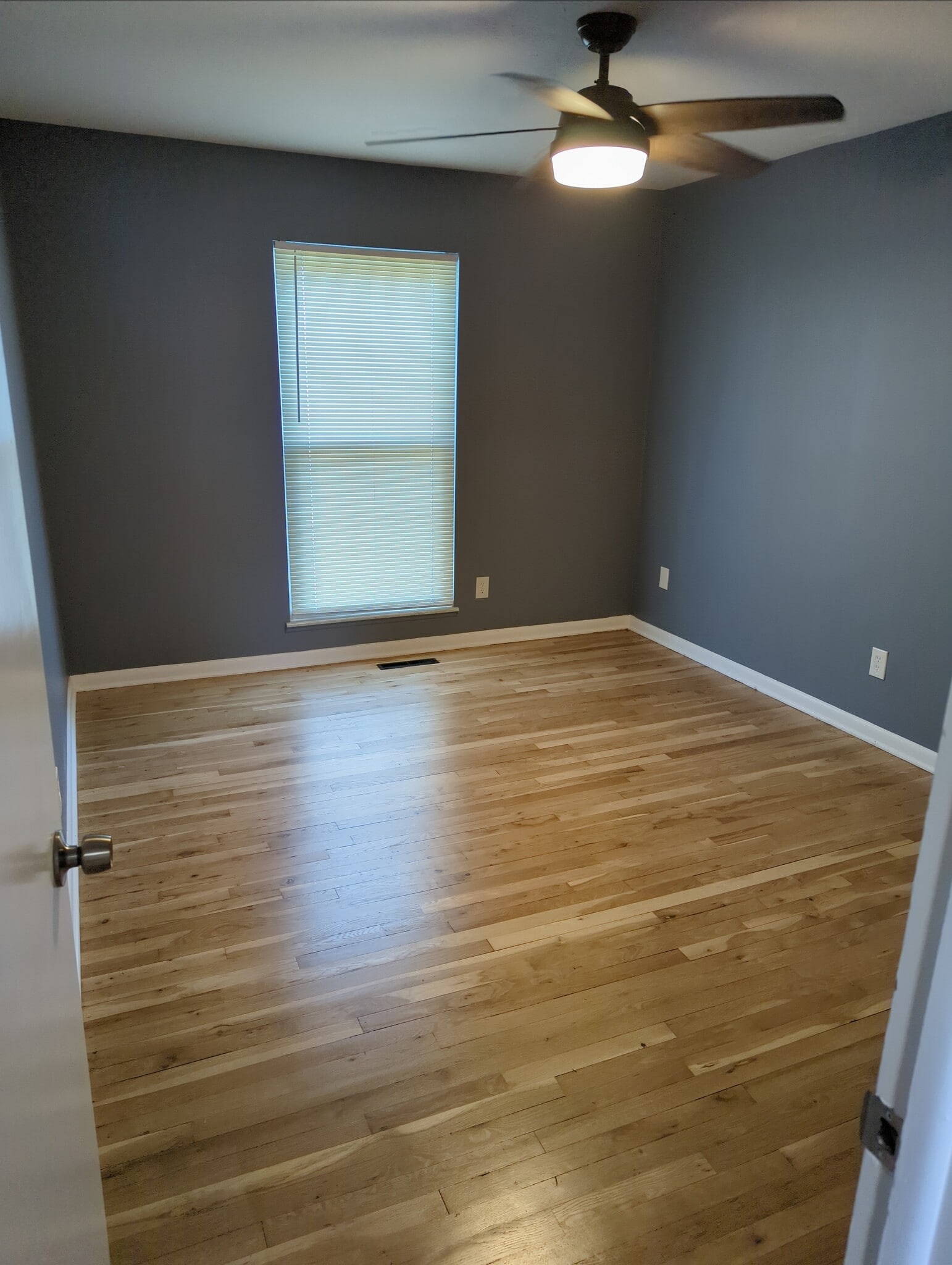Main Bedroom - 793 Wiltshire Rd