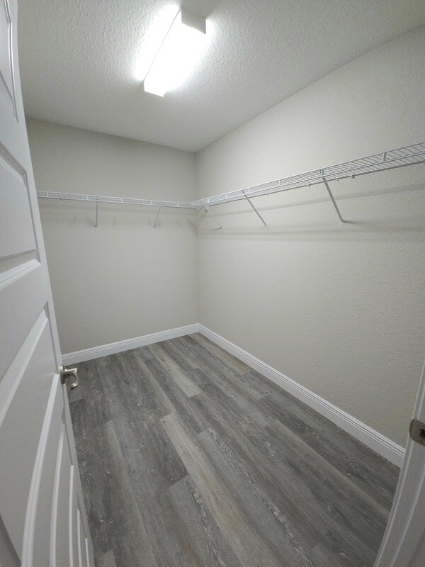 Building Photo - 8140 N Elkcam Blvd