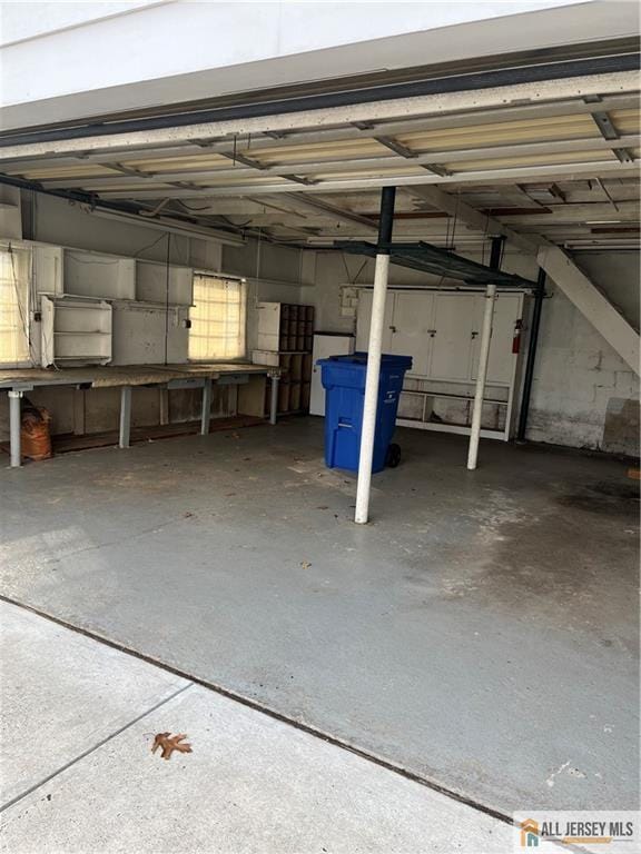 Building Photo - 102 Prentice Ave