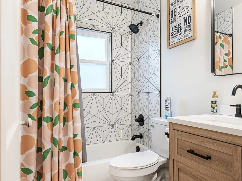 Building Photo - 1102 Ln St