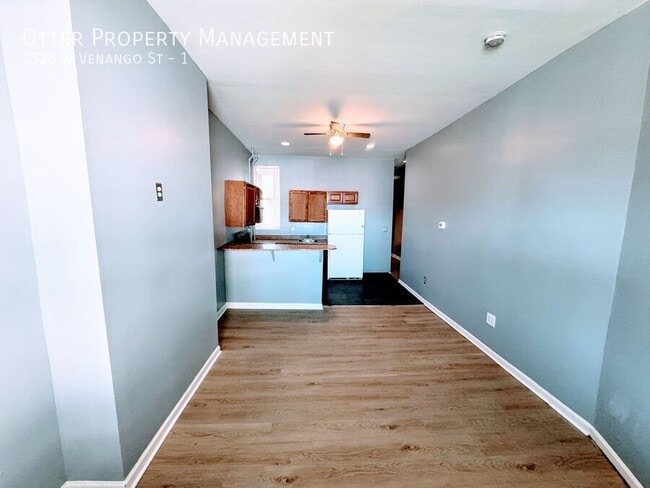 Building Photo - 2326 W Venango St
