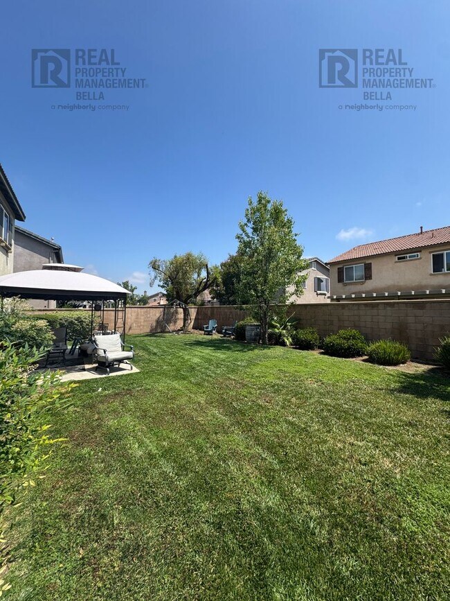 Building Photo - Resort-Style Living in Spencer’s Crossing ...