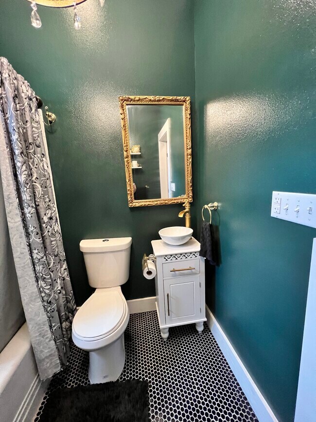 Bathroom 2 - 504 N Ridge St