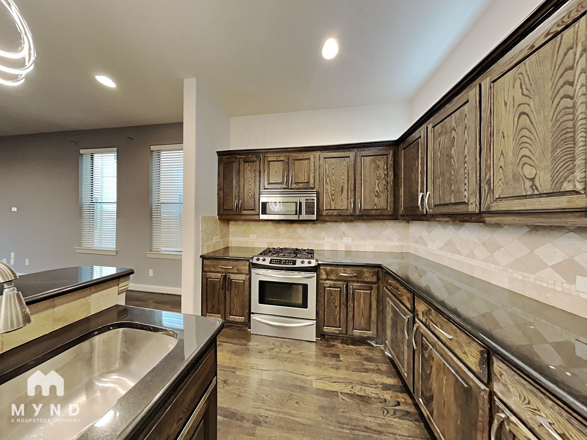 Building Photo - 7404 Coronado Way