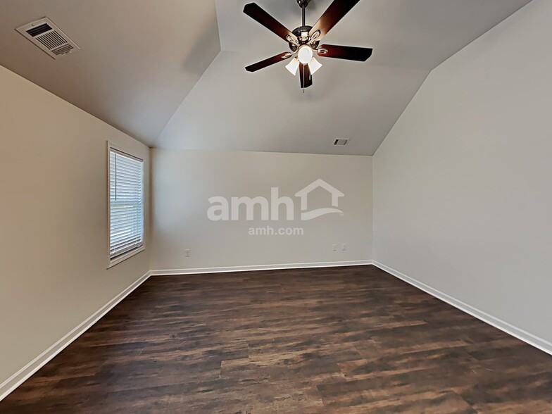 Building Photo - 4037 Bibb Ridge Trail