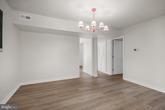 Building Photo - 13 Wisina Ct