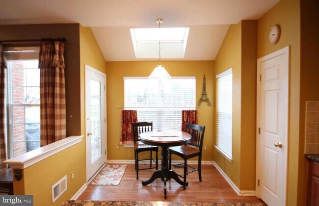 Building Photo - 43154 Baltusrol Terrace