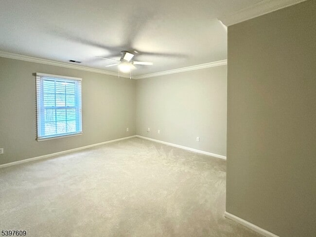 Building Photo - 188 Jamestown Rd