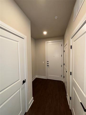 Building Photo - 111 Town Pl