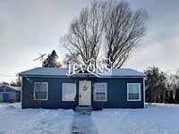 Building Photo - Pet-Friendly 3-Bedroom Home in Naches with Easy Access to Hwy 12
