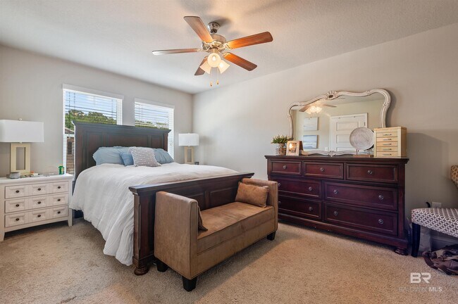 Building Photo - 6780 Spaniel Dr