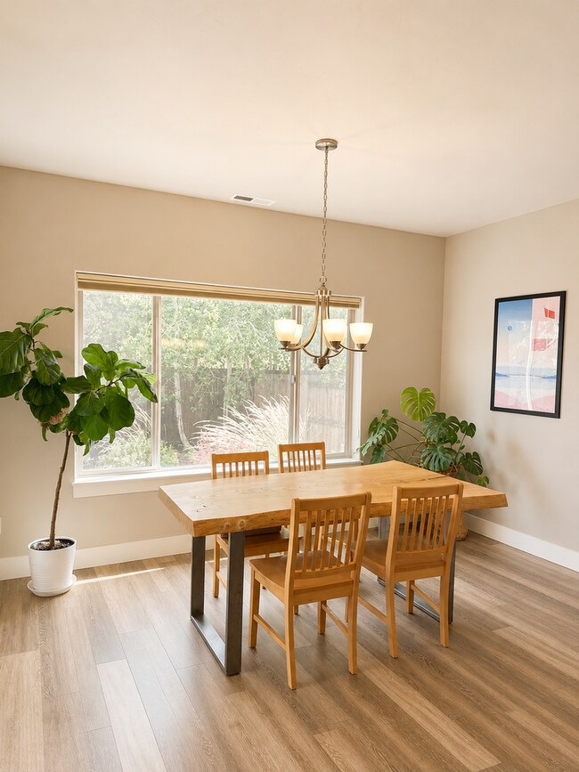 Building Photo - Stunning home in Mirada!  Community pool & park!