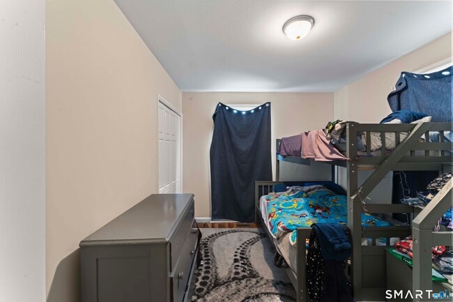 Building Photo - 1 Hawthorne Cove