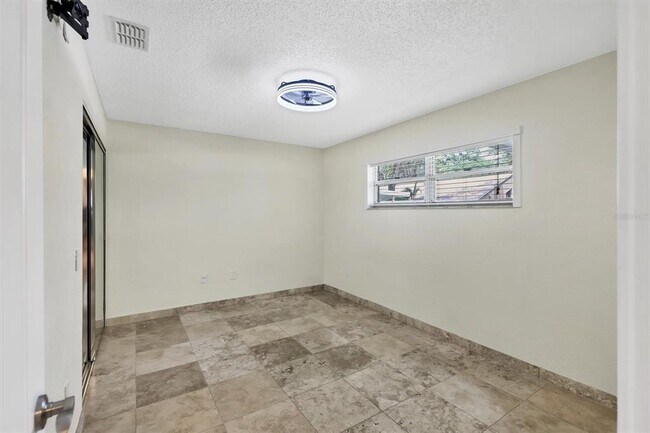 Building Photo - 4949 Village Garden Dr