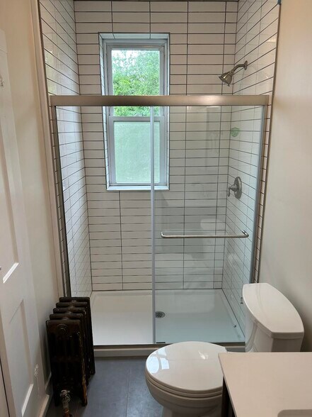 Building Photo - 227 45th St