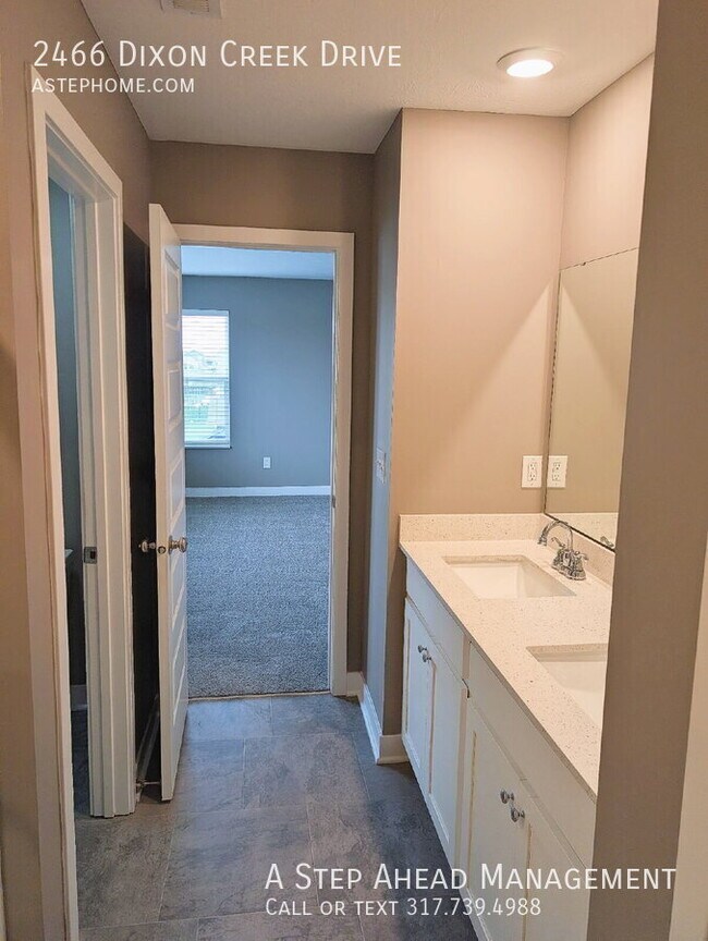 Building Photo - 2466 Dixon Crk Dr