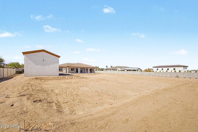 Building Photo - 19821 W Whitton Ave