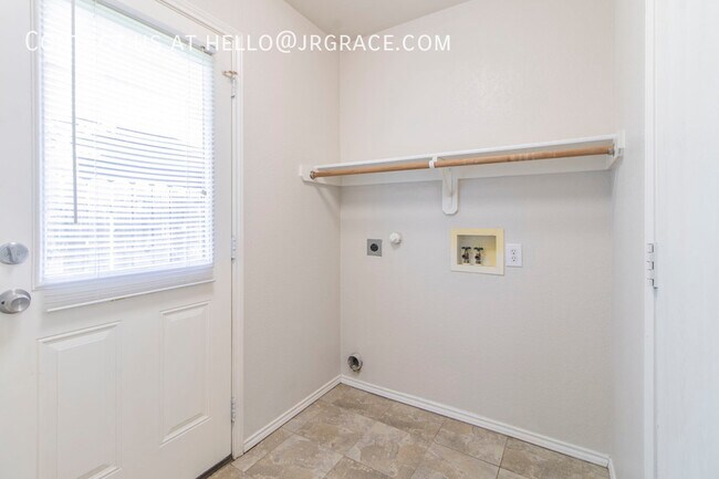 Building Photo - 140A Stewart Bend Ct