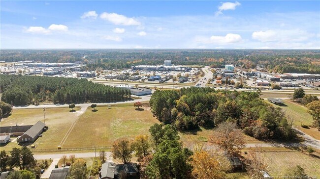 Building Photo - 7780 Buttonwood Ave