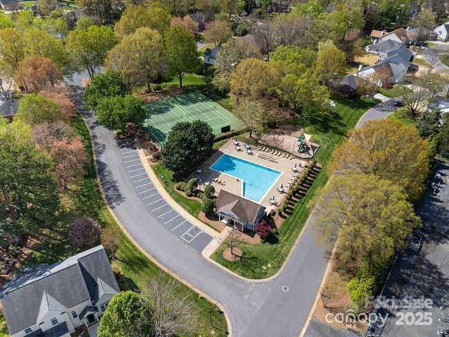 Building Photo - 131 Ashford Hollow Ln