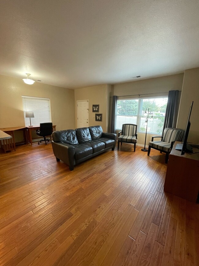 Building Photo - 4545 Prestige Point