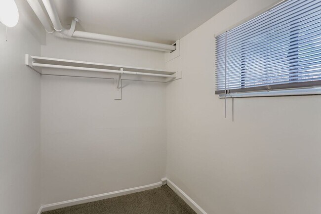 Building Photo - 3130/3132 Folsom