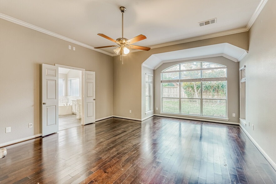 Building Photo - 1110 Bringewood Chase Dr